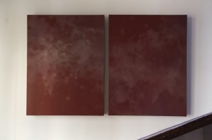 10 Fluidi, 2018, ossido di ferro, giallo nichel, violetto di cobalto su lino